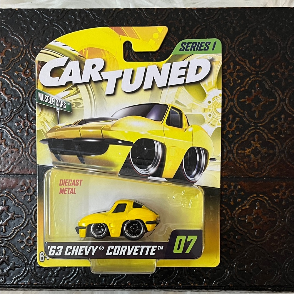 NWT CAR TUNED Series 1 
 '63 Chevy Corvette Toy - Yellow